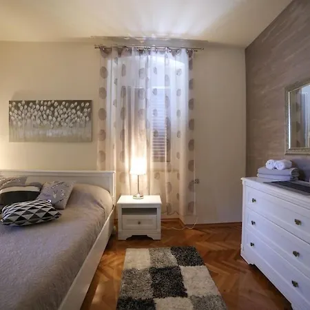 Apartment Mauri 1