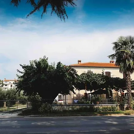 New Renovated Mauri Apartman *