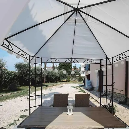Apartment Mauri 1