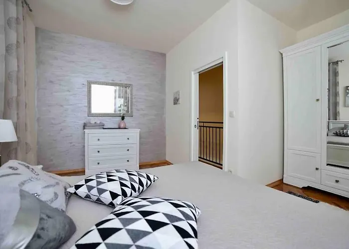 New Renovated Mauri Пореч