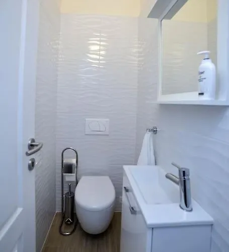 New Renovated Mauri Πόρετς